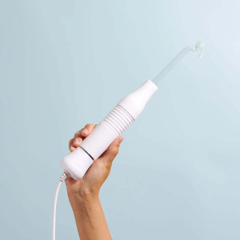 Carlina™ – Hochfrequenzgerät für strahlende, reine Haut