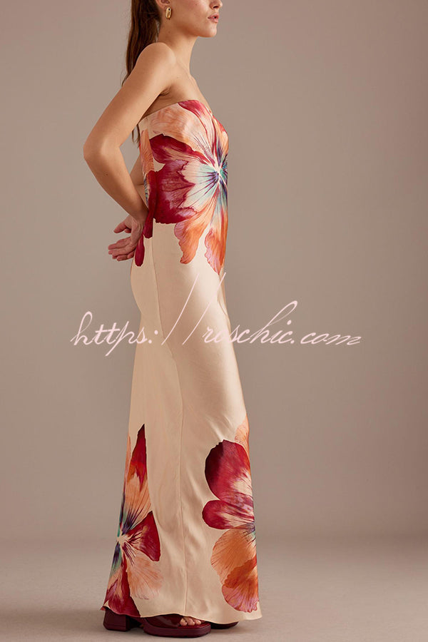 Anna™ | Charmantes Damen-Satin mit Blumenmuster, Bandeau-Design, Weites Maxi-Kleid