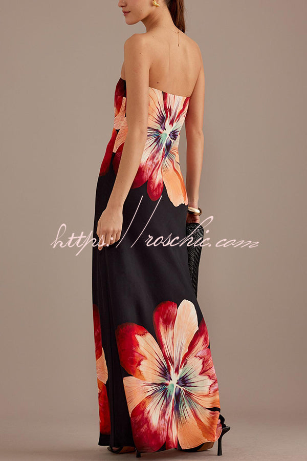 Anna™ | Charmantes Damen-Satin mit Blumenmuster, Bandeau-Design, Weites Maxi-Kleid